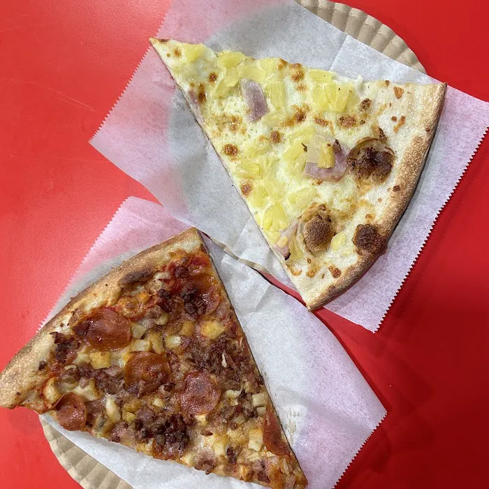 Little Italy Pizza Picture 5