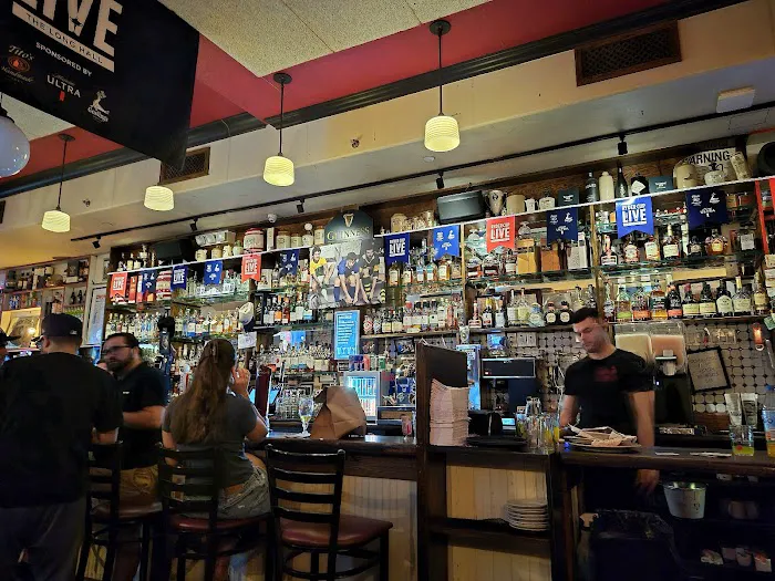 The Long Hall Pub & Grocery Picture 5