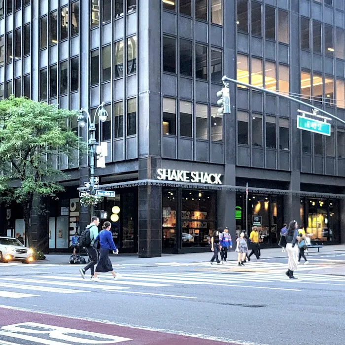 Shake Shack Midtown East Picture 3