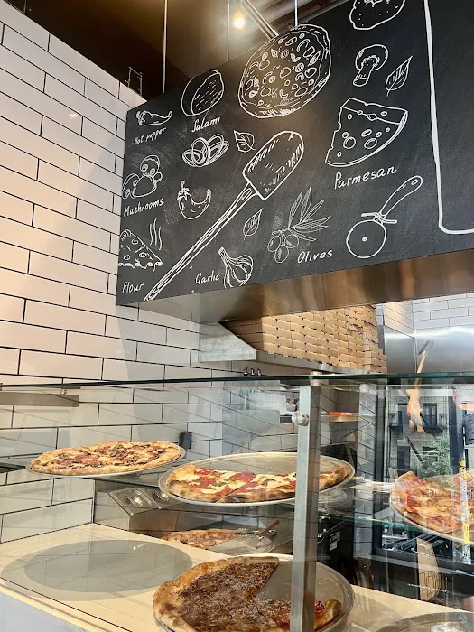 Spoto Pizza Picture 3