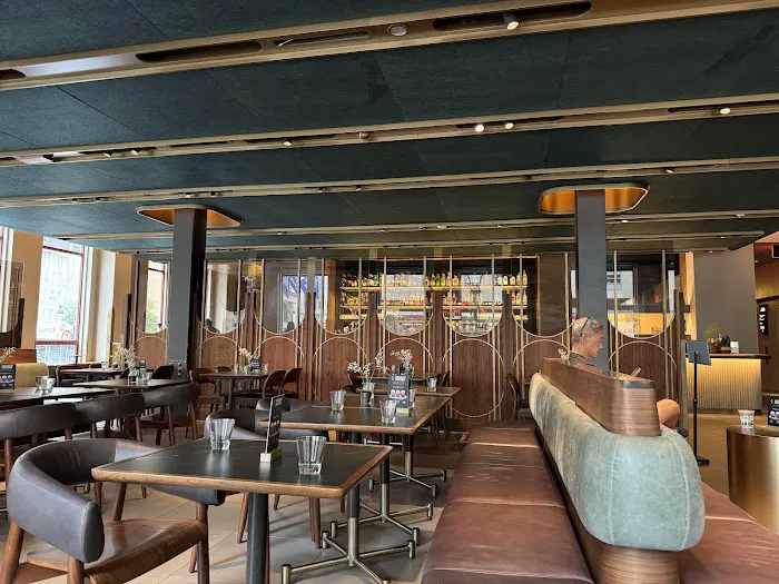 Starbucks Reserve Tasting Room & Experiences Picture 2