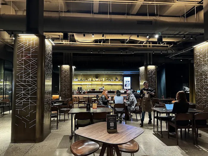Starbucks Reserve Tasting Room & Experiences Picture 5