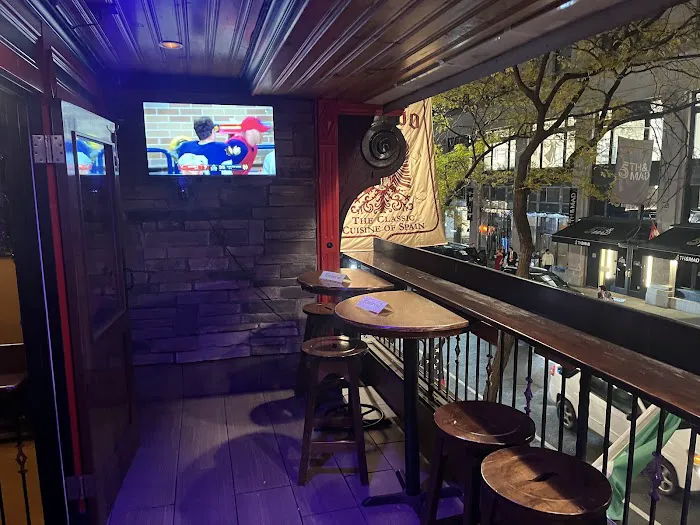 Slattery's Midtown Pub Picture 2