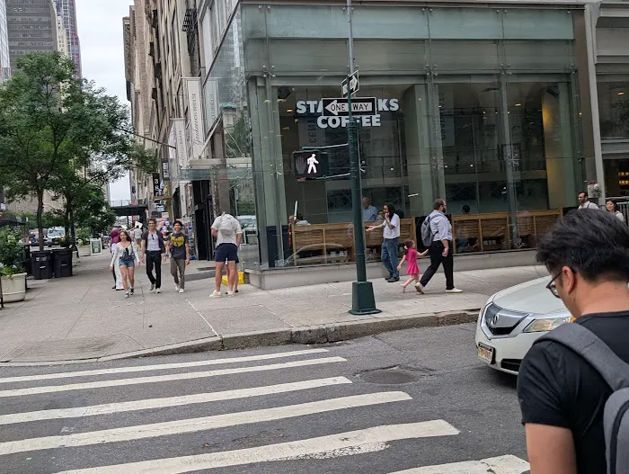 Starbucks Picture 2