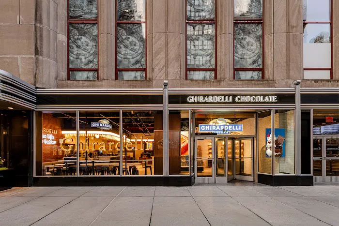 Ghirardelli Chocolate & Ice Cream Shop Picture 1