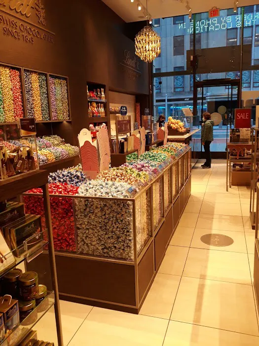Lindt Chocolate Shop Picture 9
