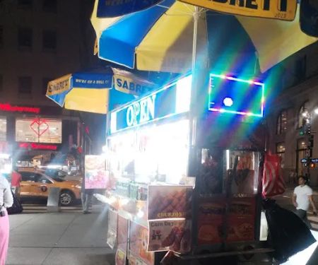 Food Truck Gyro. Corn. Hot dog