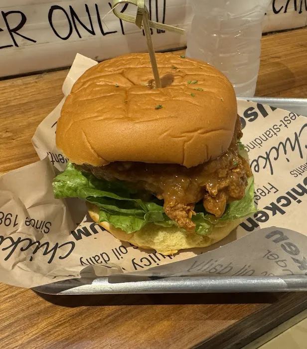 Pelicana Chicken Koreatown Picture 7
