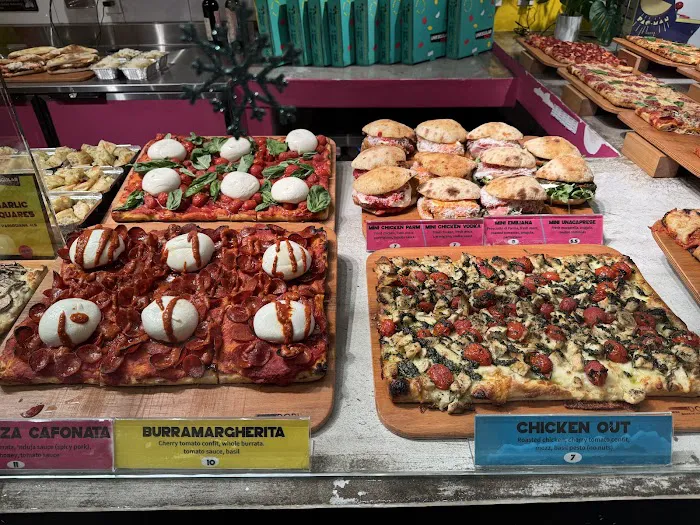 Unregular Pizza Picture 10
