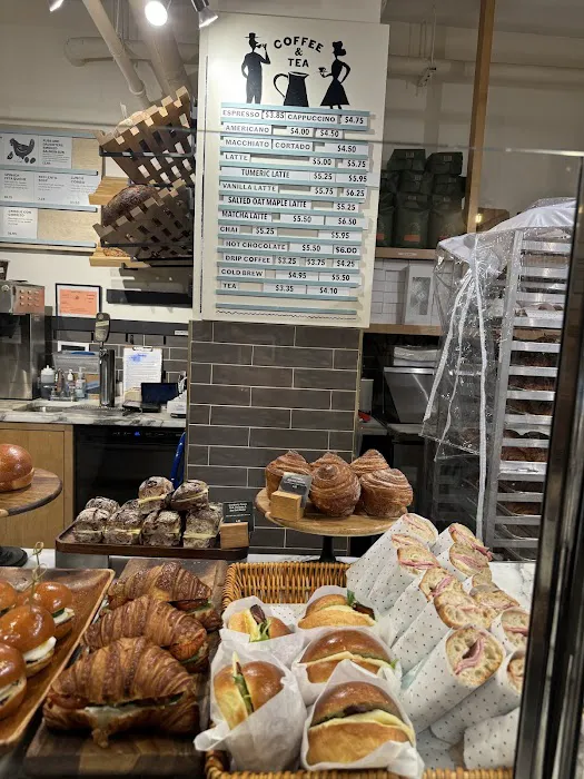 Cafe D’Avignon Picture 6