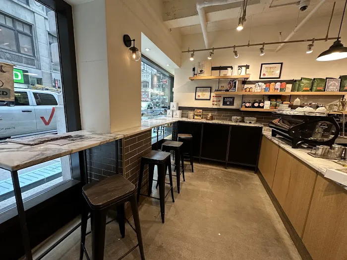 Cafe D’Avignon Picture 7