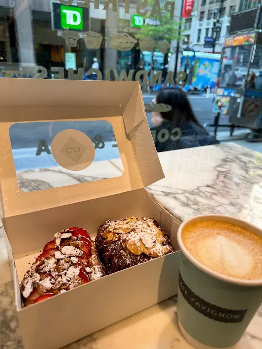 Cafe D’Avignon Picture 10