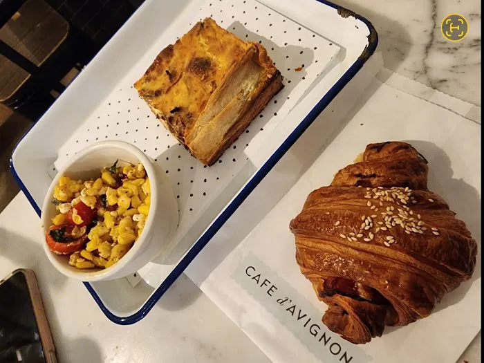 Cafe D’Avignon Picture 4