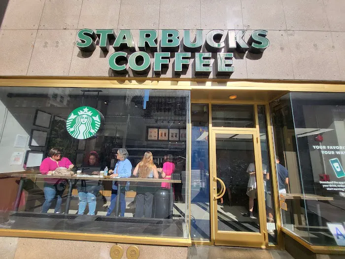 Starbucks Picture 5