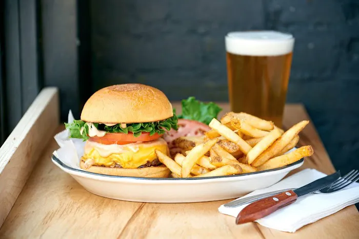 Black Tap Craft Burgers & Beer - 35th St Picture 2