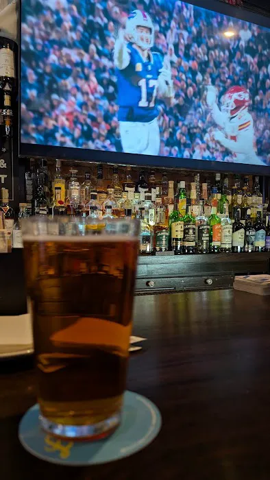 Dalton's Bar & Grill Picture 2