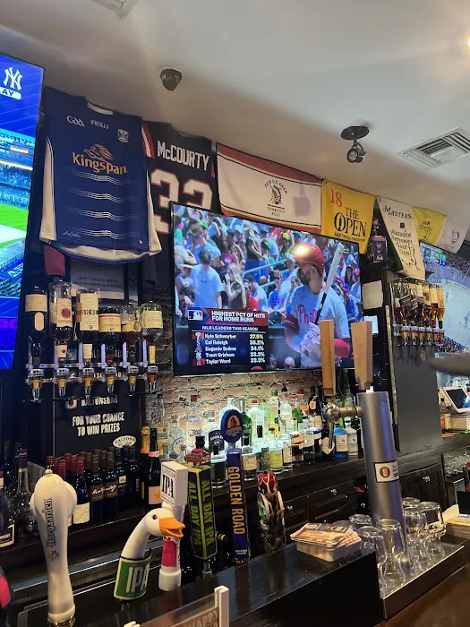 Dalton's Bar & Grill Picture 5
