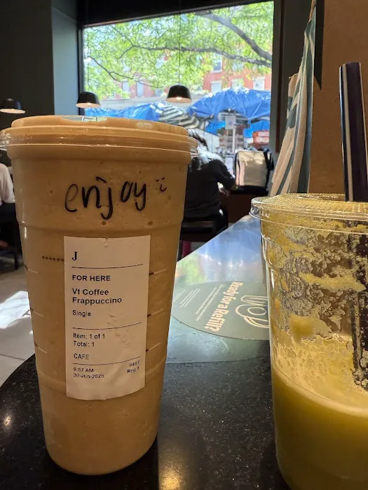 Starbucks Picture 5