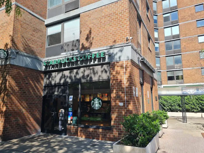 Starbucks Picture 6