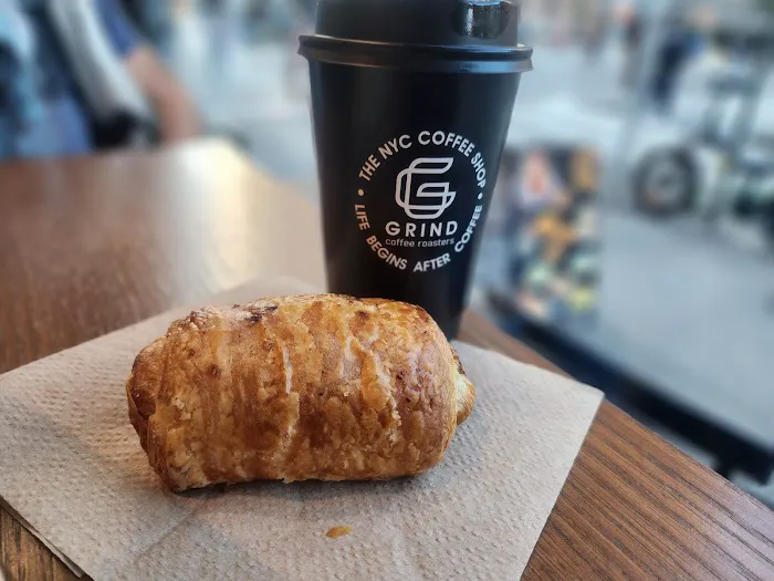 GRIND THE NYC COFFEE SHOP & BAGEL HOUSE Picture 9