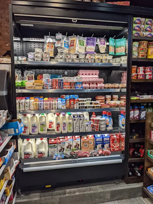 Plaza Gourmet Deli Picture 6