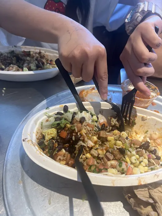 Chipotle Mexican Grill Picture 9