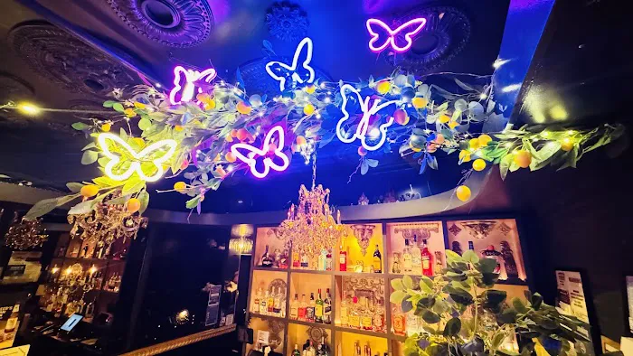 At Nine Restaurant & Bar Picture 7