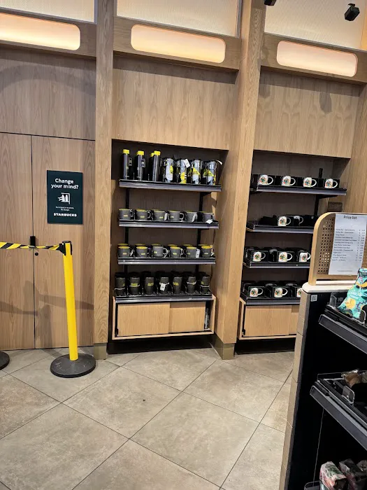 Starbucks Pickup with Amazon Go Picture 7