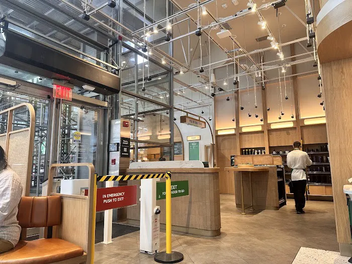 Starbucks Pickup with Amazon Go Picture 10
