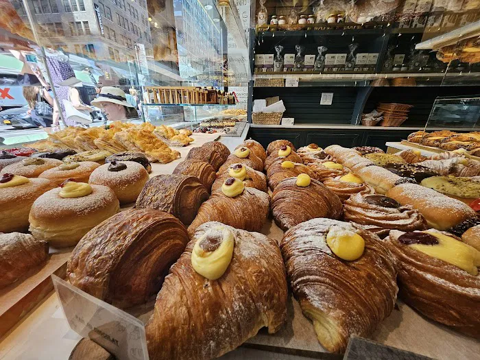Zeppola Bakery Picture 5