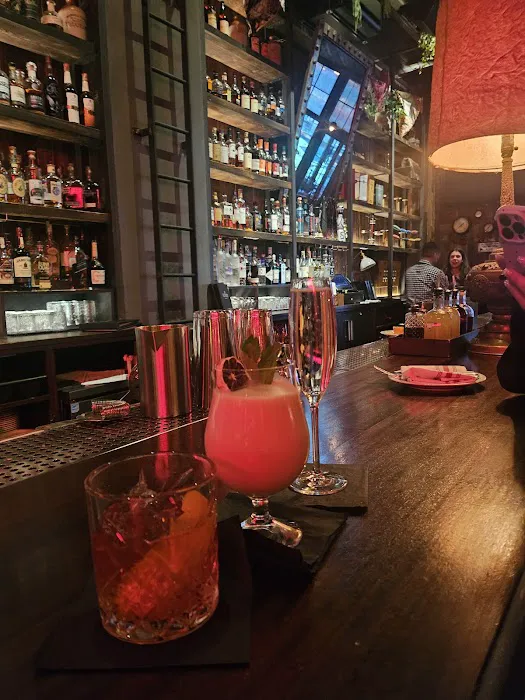 Bo Peep Cocktail and Highball Store Picture 3