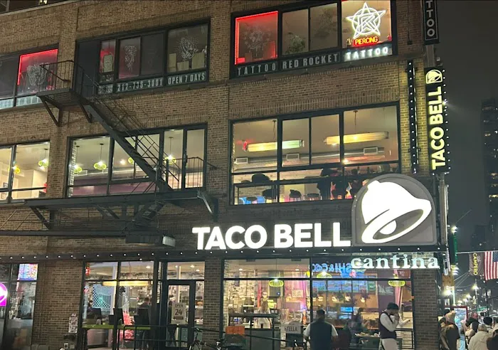 Taco Bell Cantina Picture 3