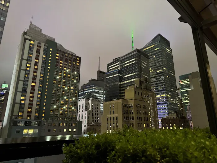 Castell Rooftop Lounge Picture 6