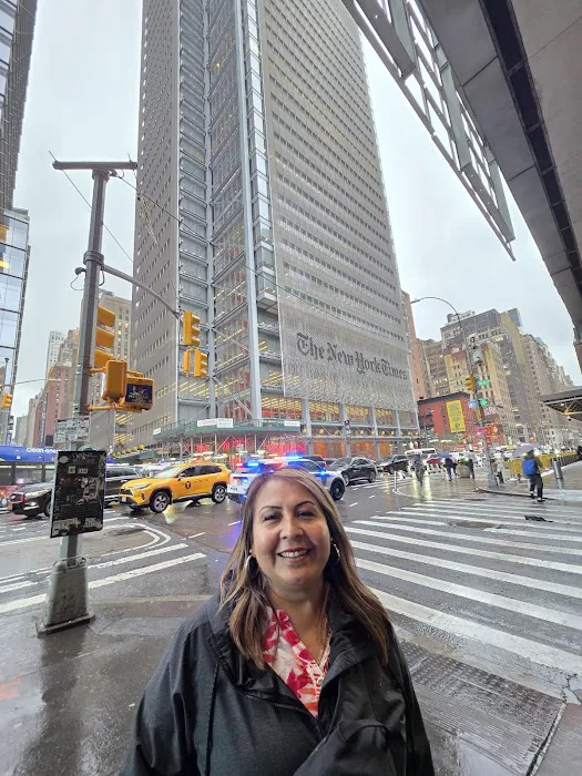 New York Times Cafeteria Picture 9