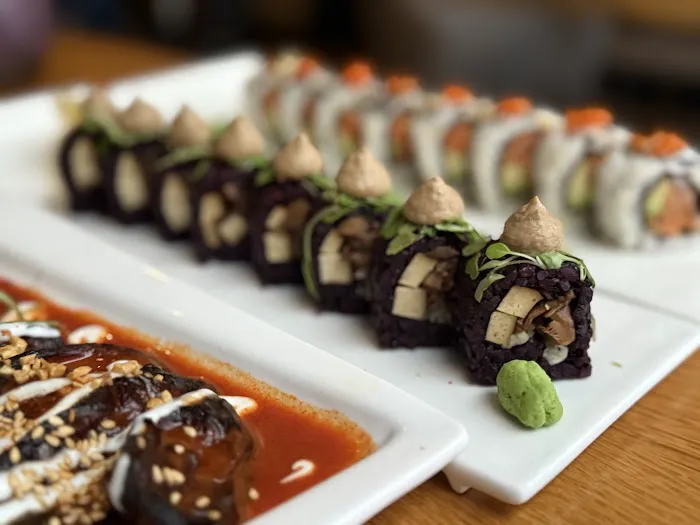 Beyond Sushi - Vegan Restaurant Picture 4