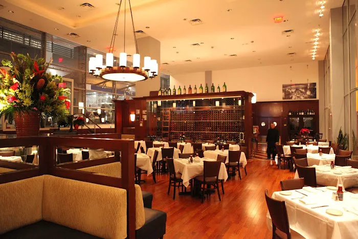 Wolfgang's Steakhouse - Times Square New York City Picture 8