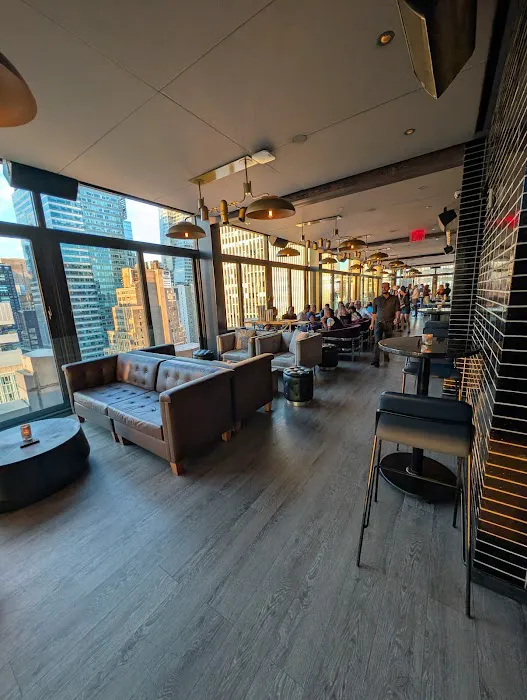 The Skylark - Rooftop Bar Picture 6