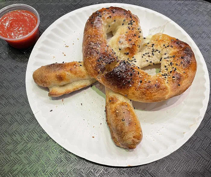 Rosie's Kosher Pizza Picture 4
