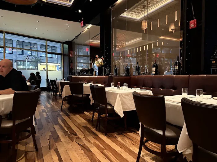 Wolfgang's Steakhouse - Broadway New York City Picture 2