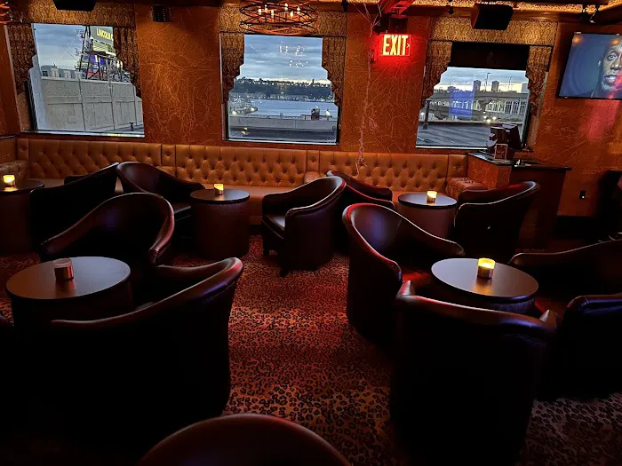 Le Rouge Lounge aka Lido Lounge Picture 4