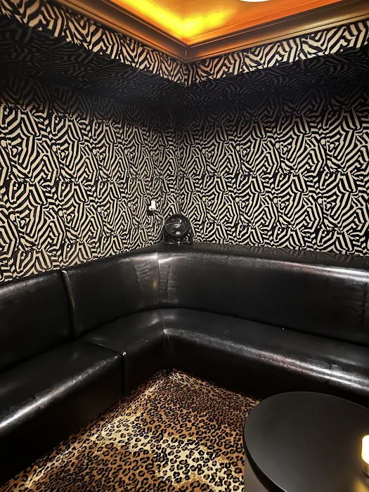 Le Rouge Lounge aka Lido Lounge Picture 7