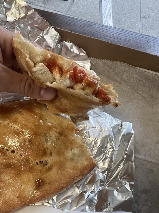 Royal Napoli Pizza Picture 3