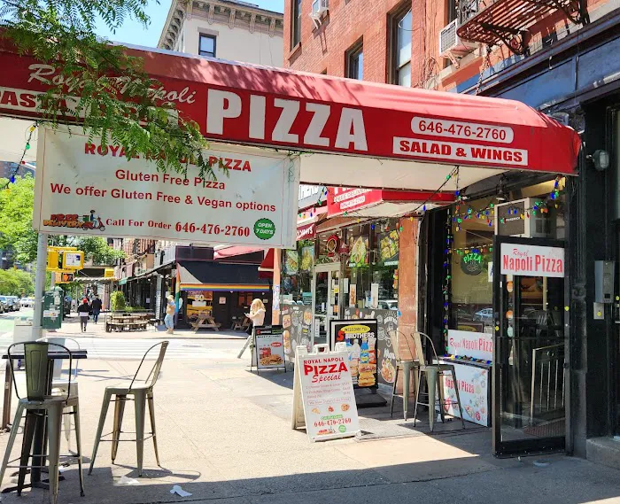 Royal Napoli Pizza Picture 5