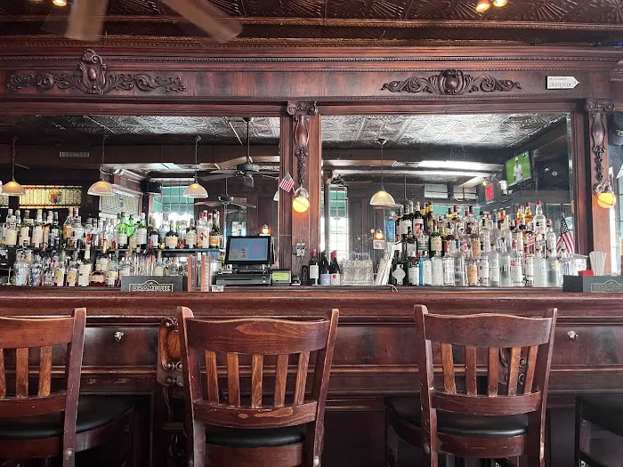 The Landmark Tavern Picture 6