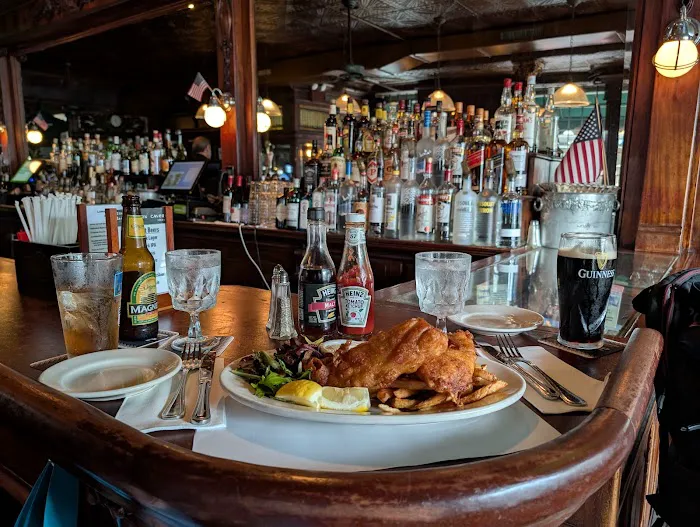 The Landmark Tavern Picture 3