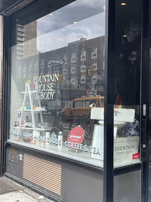 Fountain House and Body Cafe Picture 2