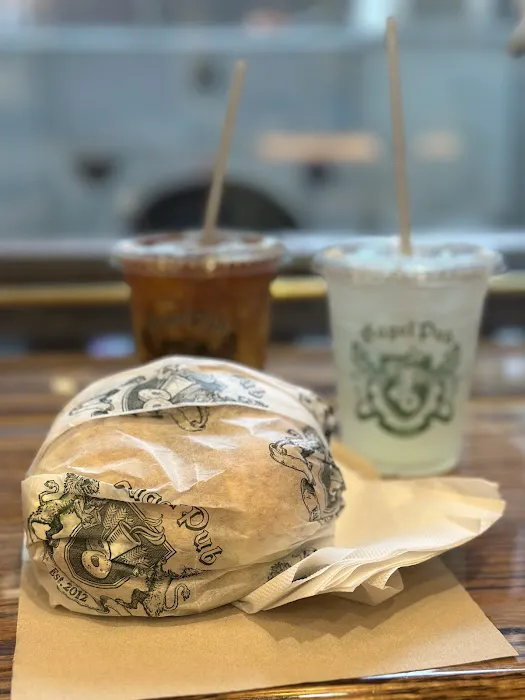 Bagel Pub - Garment District Picture 10
