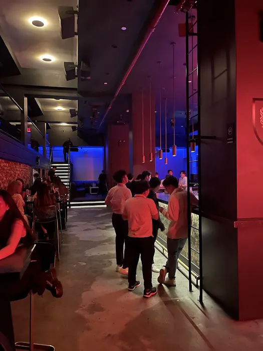 Den Social Lounge Picture 6