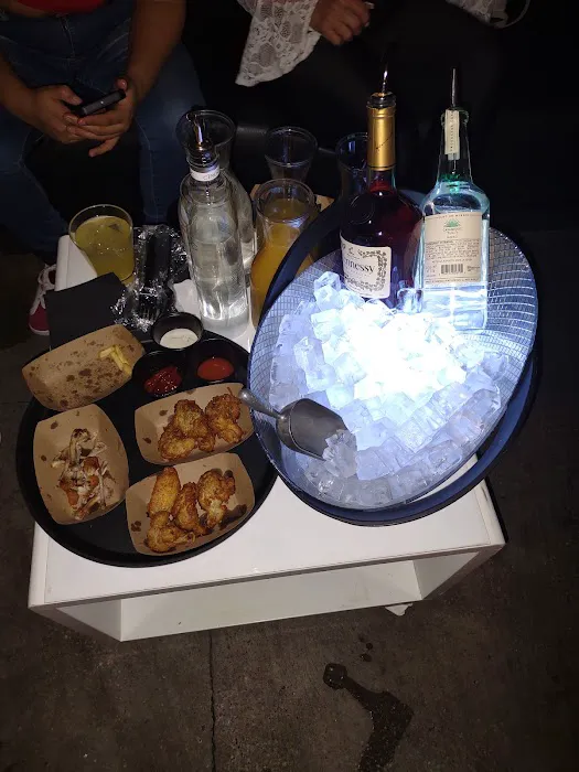 Den Social Lounge Picture 2