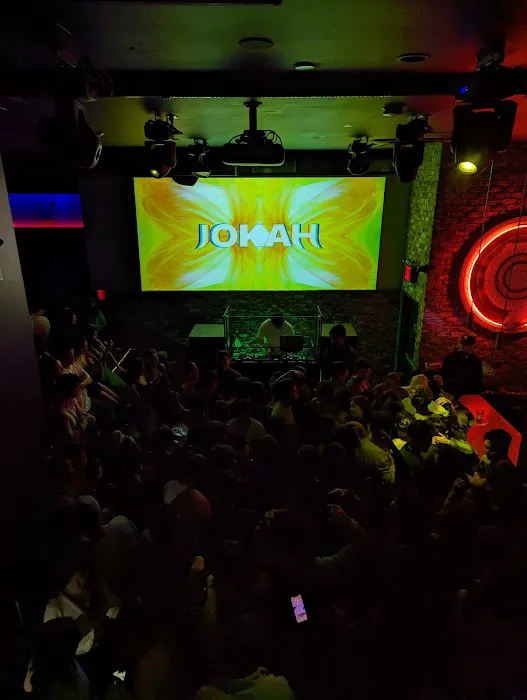 Den Social Lounge Picture 9